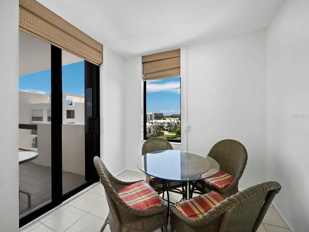2020 Harbourside Drive Longboat Key FL 34228