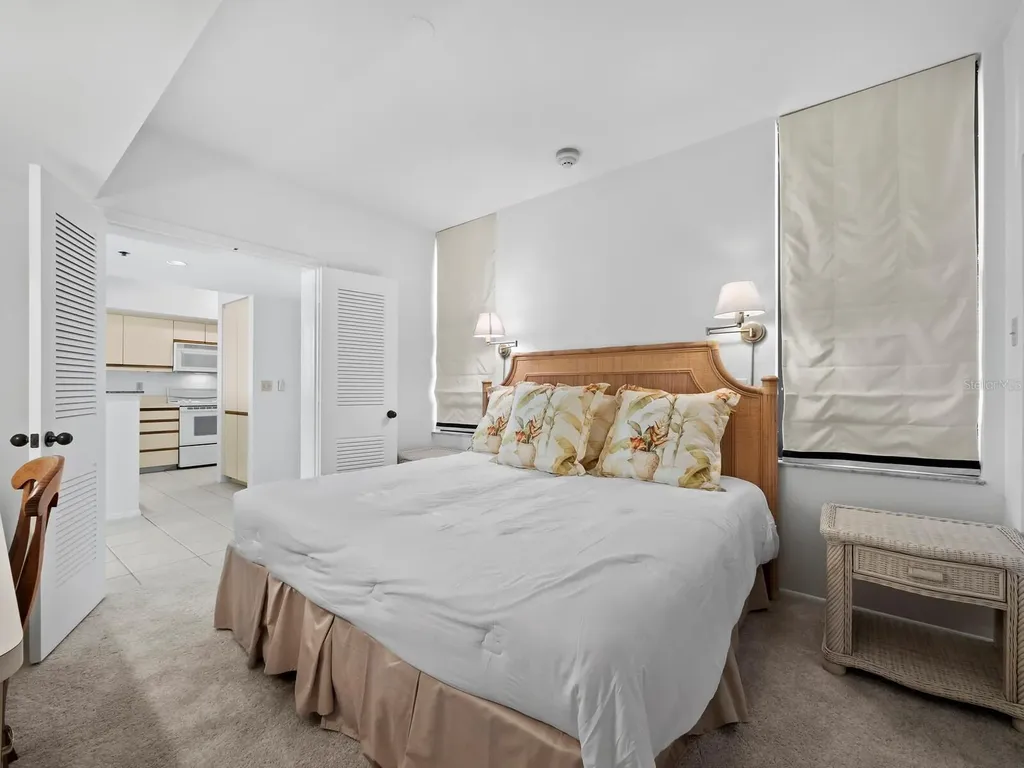 2020 Harbourside Drive Longboat Key FL 34228