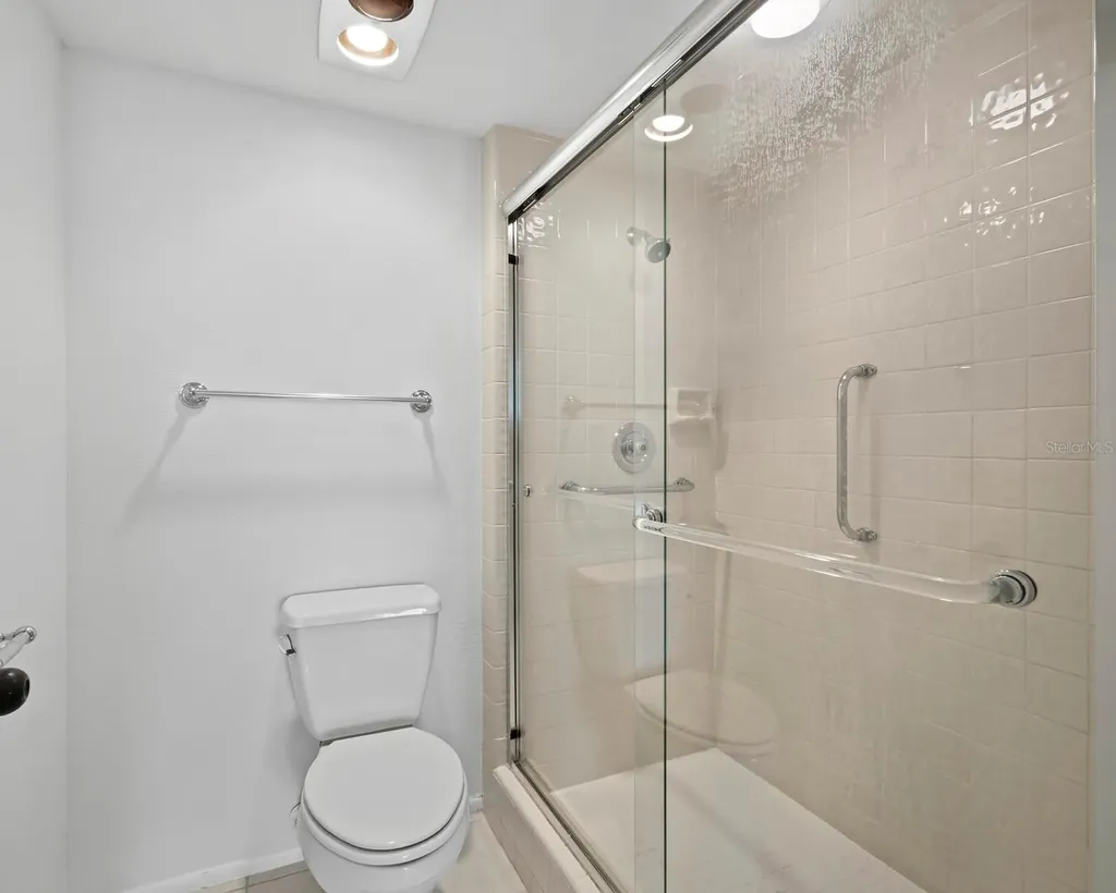 2020 Harbourside Drive Longboat Key FL 34228