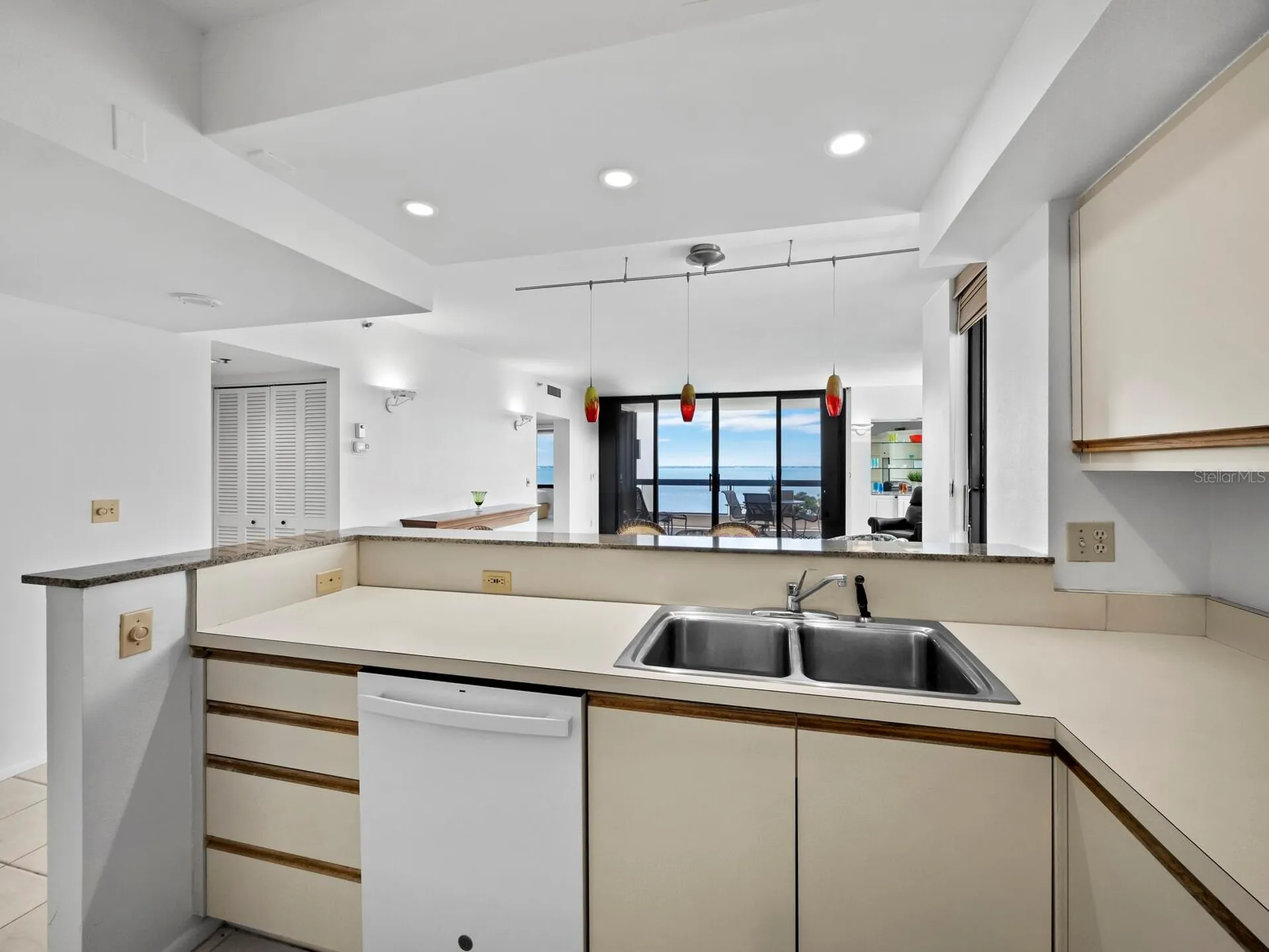 2020 Harbourside Drive Longboat Key FL 34228