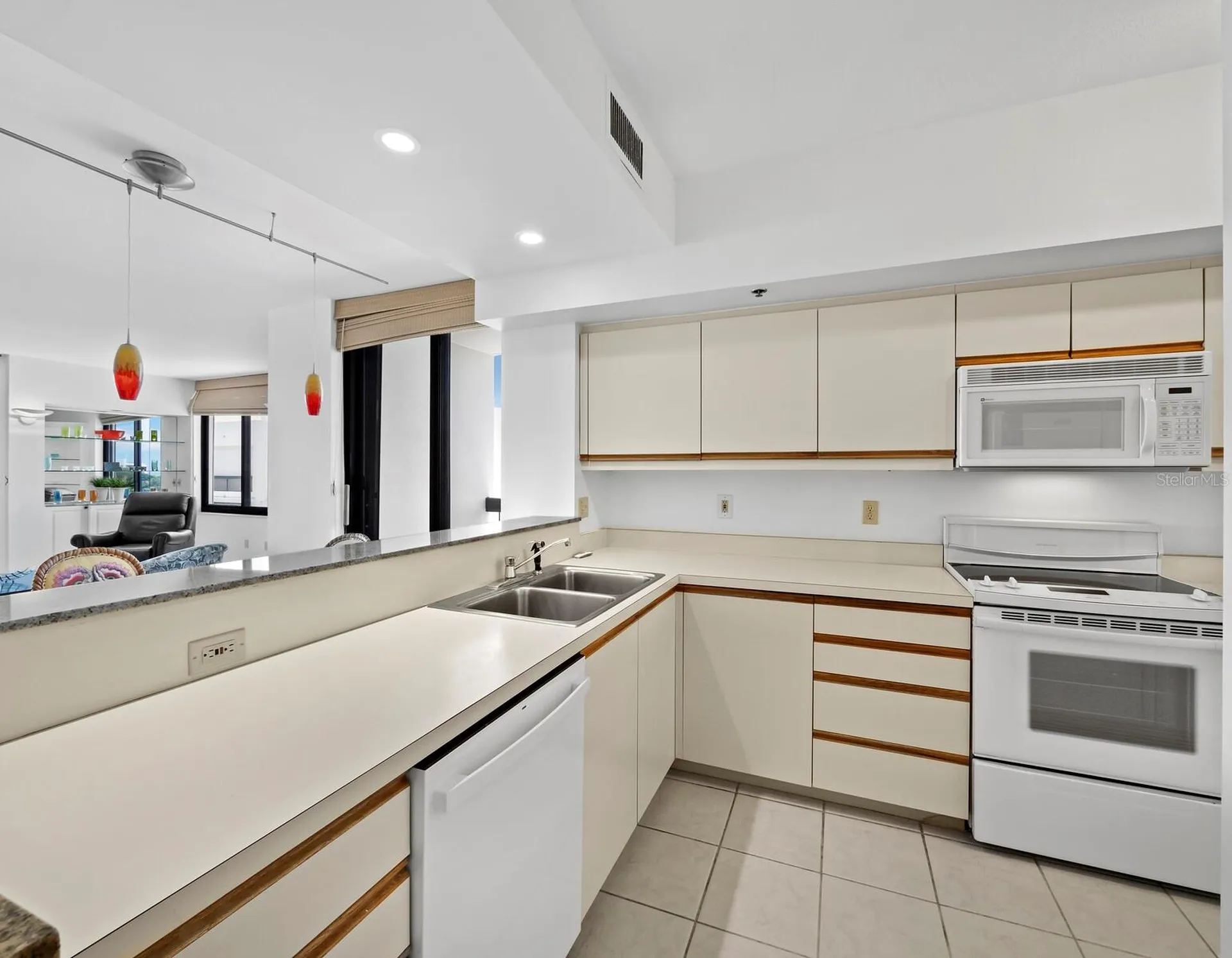 2020 Harbourside Drive Longboat Key FL 34228