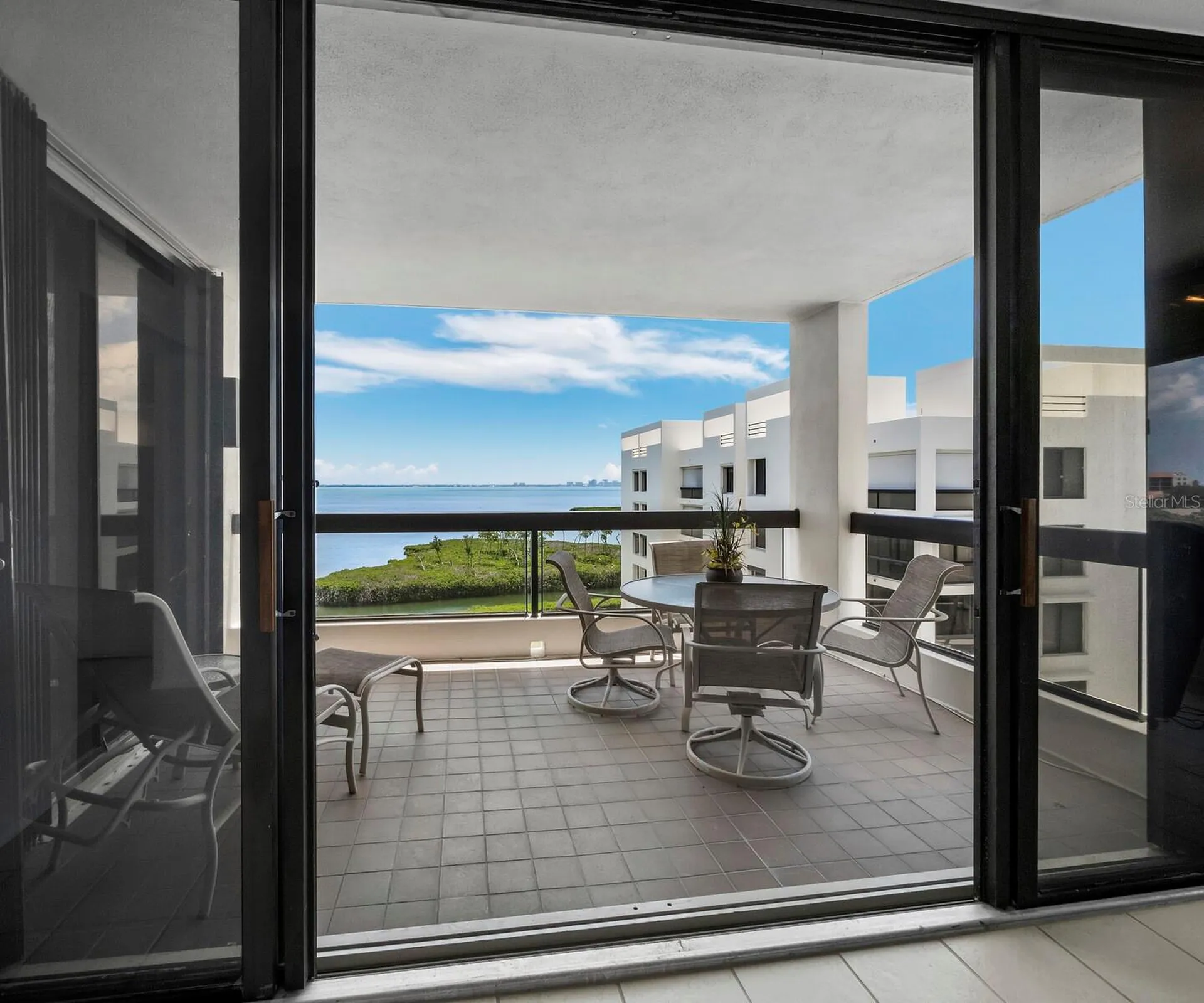 2020 Harbourside Drive Longboat Key FL 34228