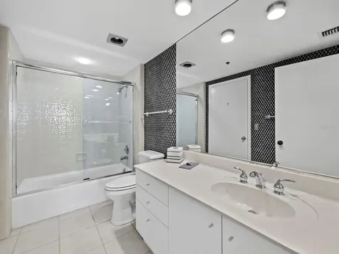 2020 Harbourside Drive Longboat Key FL 34228