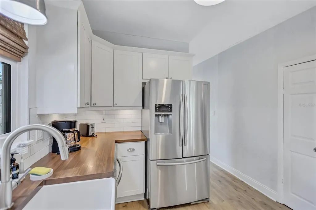 2437 Floyd Street Sarasota FL 34239