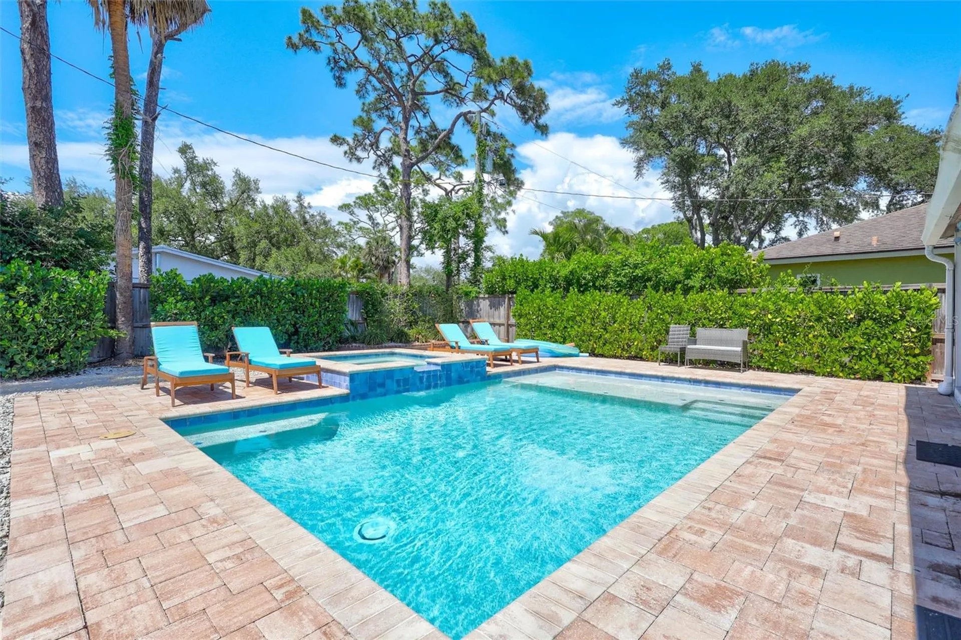 2437 Floyd Street Sarasota FL 34239