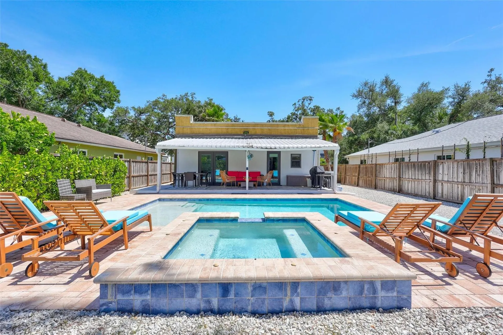 2437 Floyd Street Sarasota FL 34239