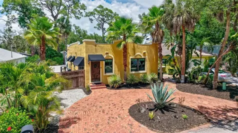 2437 Floyd Street Sarasota FL 34239