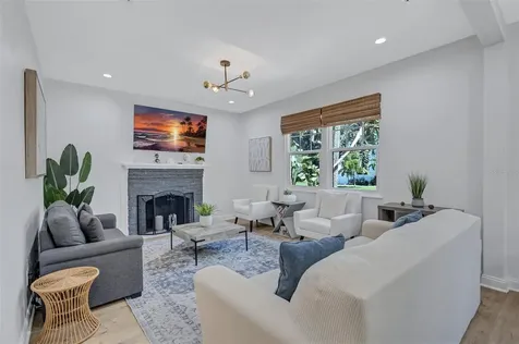 2437 Floyd Street Sarasota FL 34239