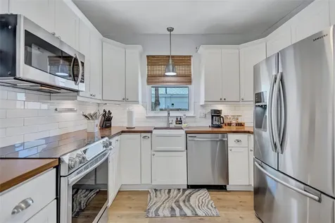 2437 Floyd Street Sarasota FL 34239