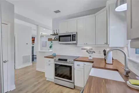 2437 Floyd Street Sarasota FL 34239