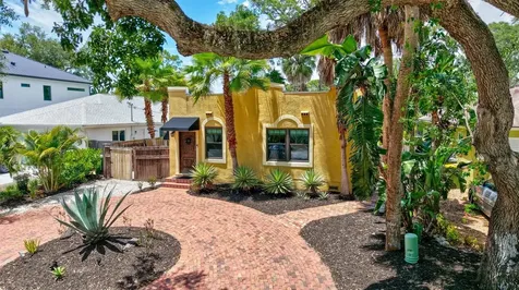 2437 Floyd Street Sarasota FL 34239