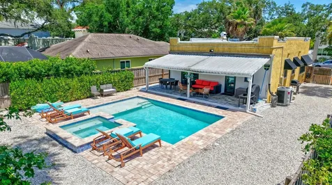 2437 Floyd Street Sarasota FL 34239
