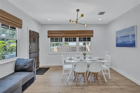 2437 Floyd Street Sarasota FL 34239