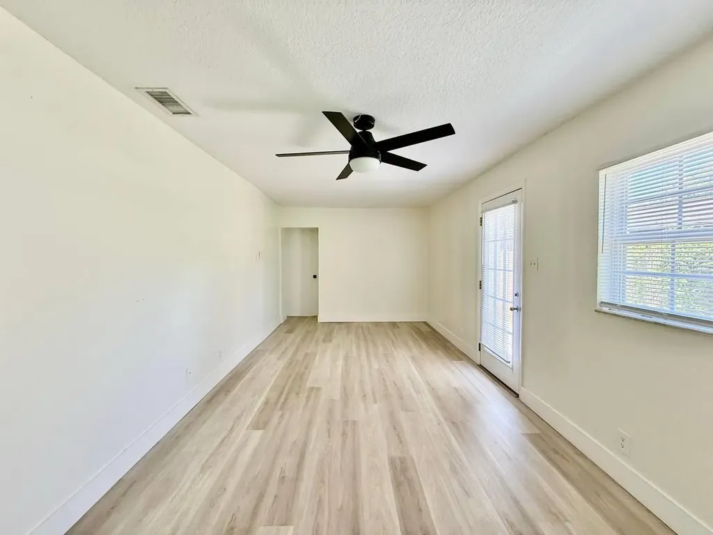309 Fairfield Street Oldsmar FL 34677