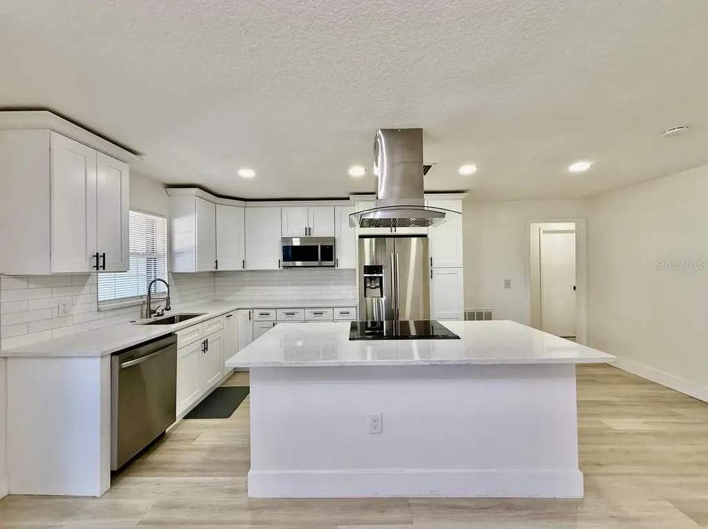 309 Fairfield Street Oldsmar FL 34677