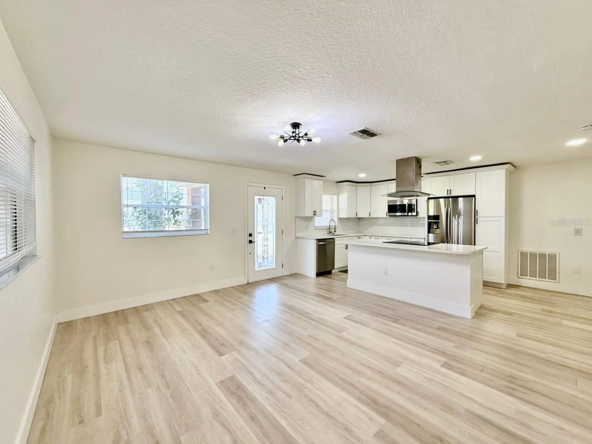309 Fairfield Street Oldsmar FL 34677