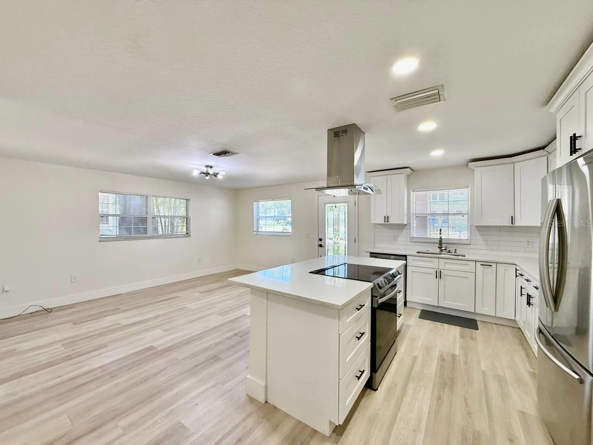 309 Fairfield Street Oldsmar FL 34677