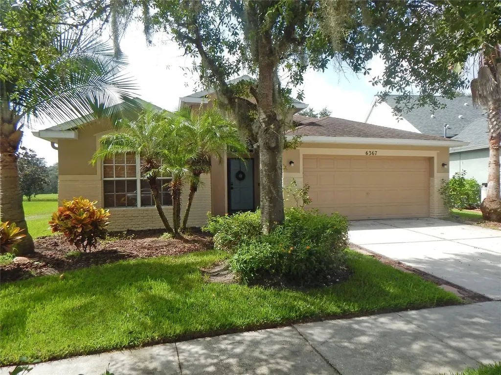 6367 Bridgecrest Drive Lithia FL 33547