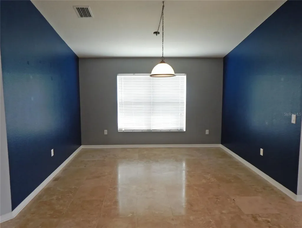 6367 Bridgecrest Drive Lithia FL 33547
