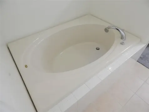 6367 Bridgecrest Drive Lithia FL 33547