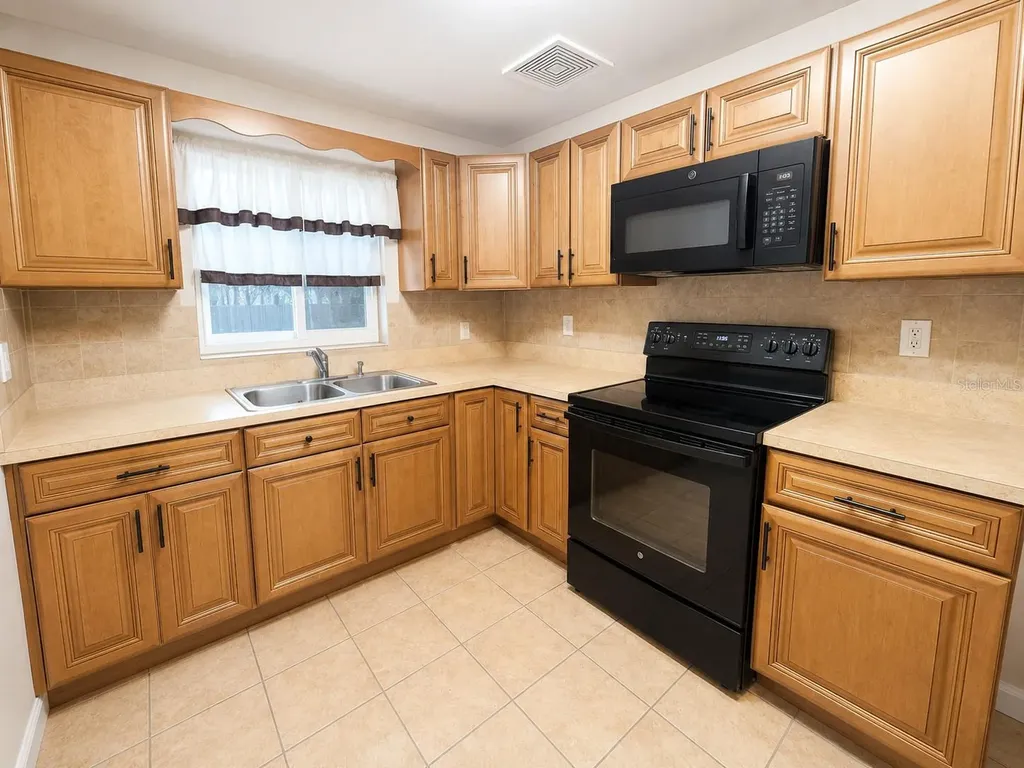 3300 James Street Melbourne FL 32901