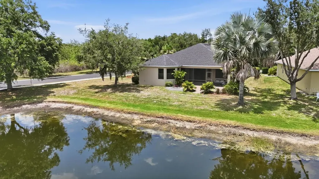 428 Snapdragon Loop Bradenton FL 34212