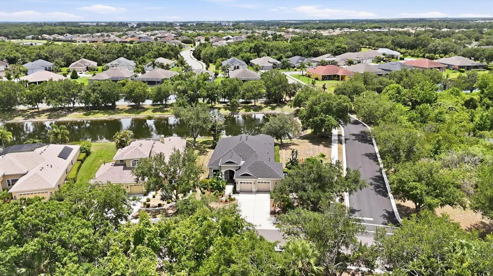 428 Snapdragon Loop Bradenton FL 34212