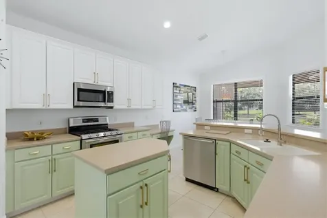 428 Snapdragon Loop Bradenton FL 34212