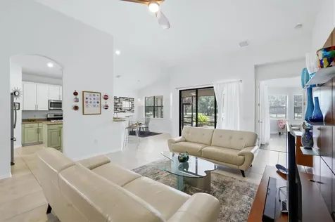428 Snapdragon Loop Bradenton FL 34212