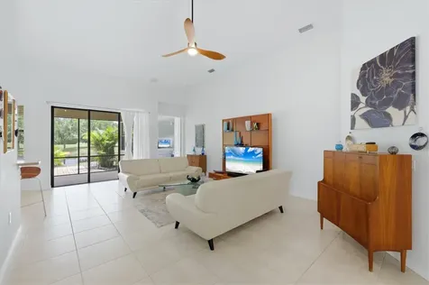 428 Snapdragon Loop Bradenton FL 34212