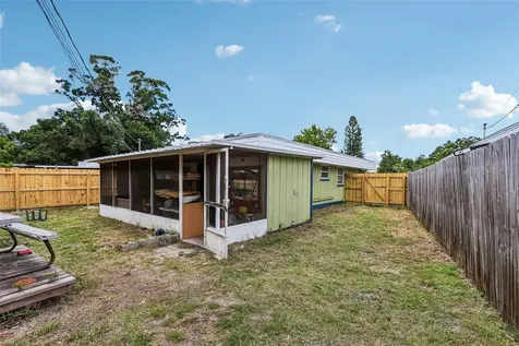 3319 Sherwood Drive Largo FL 33771