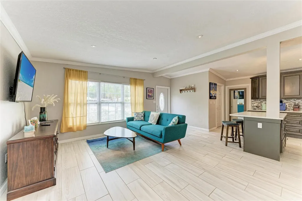 161 Suntan Avenue Sarasota FL 34237