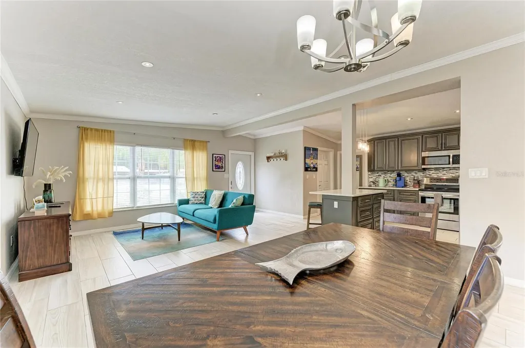 161 Suntan Avenue Sarasota FL 34237