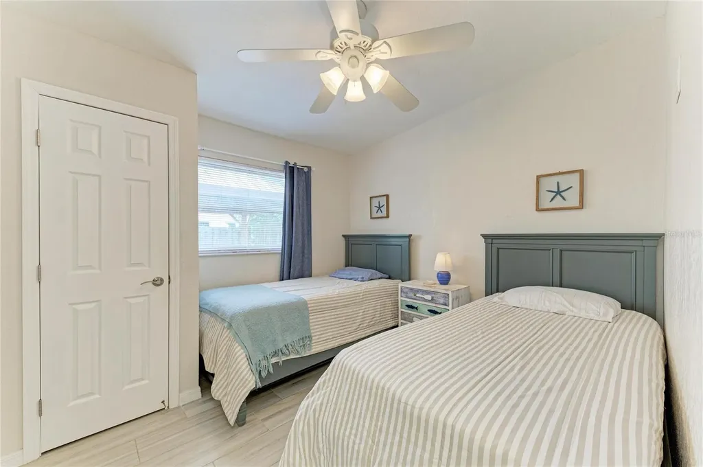 161 Suntan Avenue Sarasota FL 34237