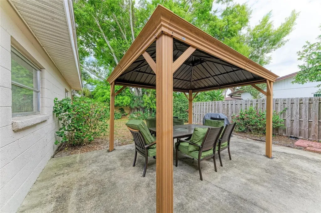 161 Suntan Avenue Sarasota FL 34237