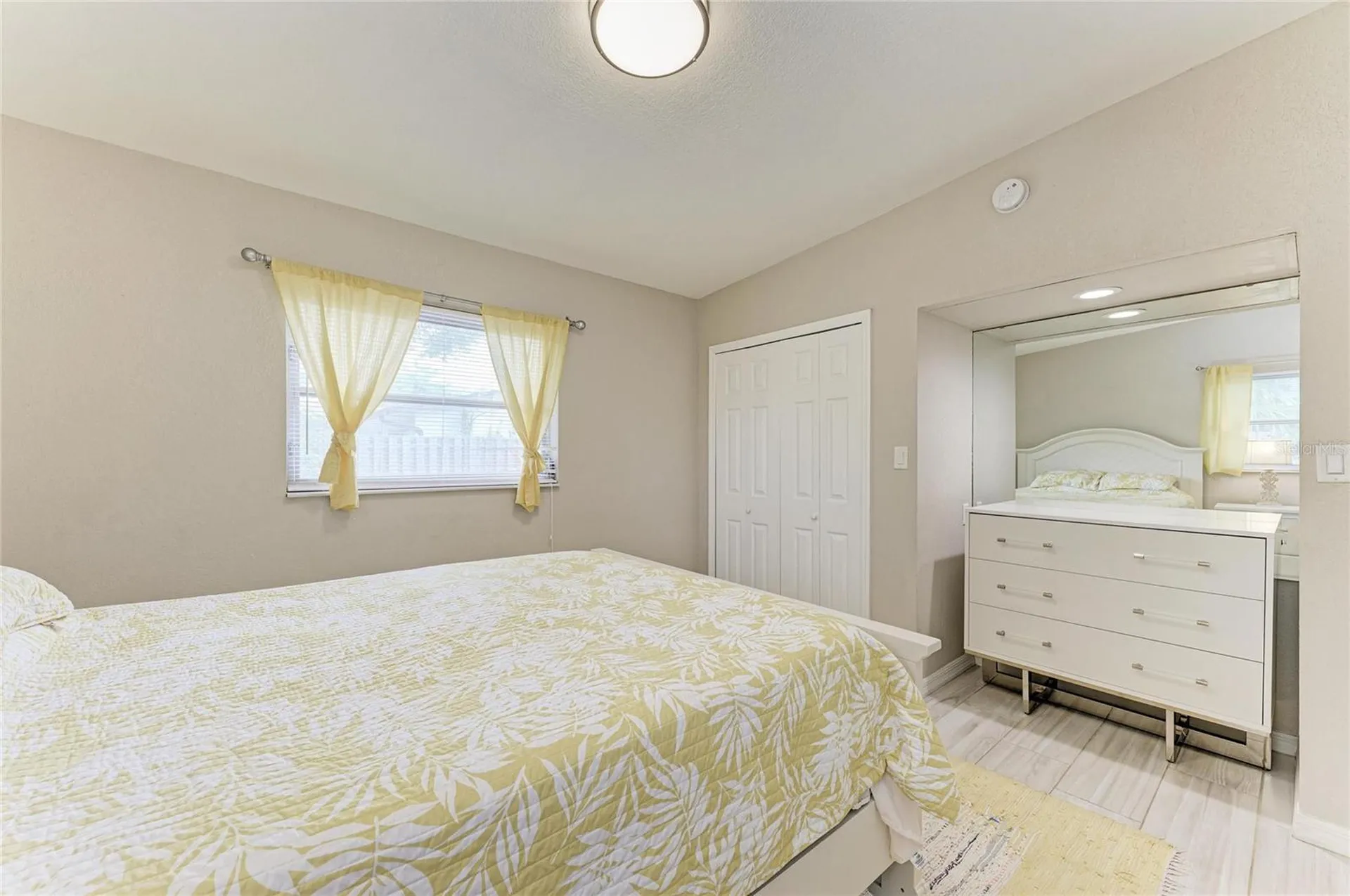 161 Suntan Avenue Sarasota FL 34237