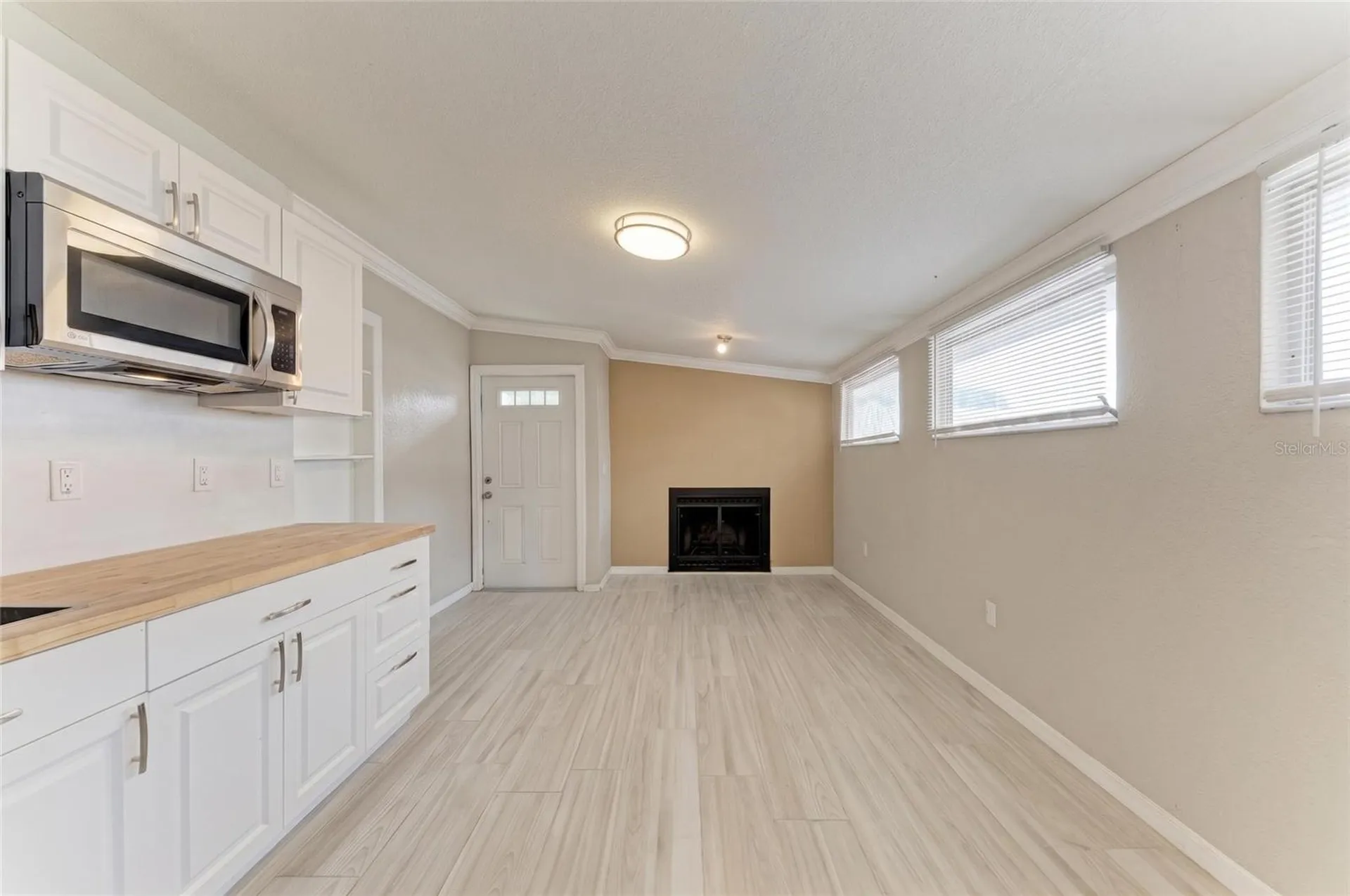 161 Suntan Avenue Sarasota FL 34237