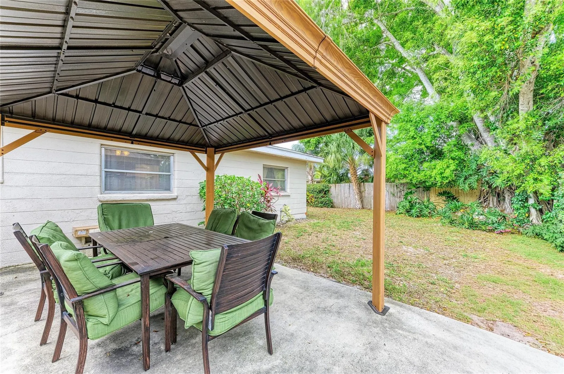 161 Suntan Avenue Sarasota FL 34237