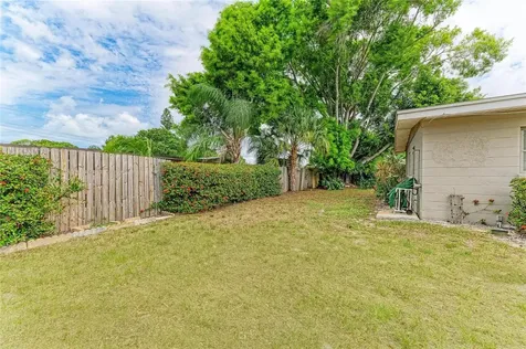 161 Suntan Avenue Sarasota FL 34237