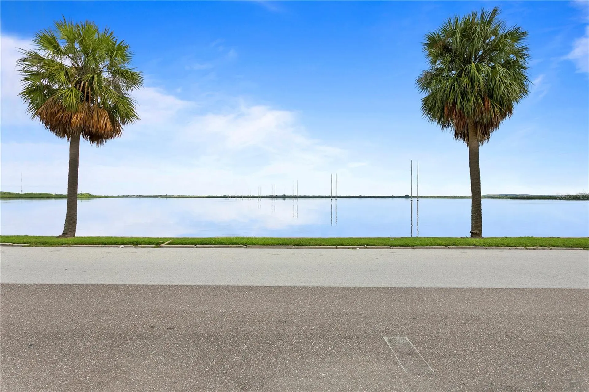 1303 S Bermuda Boulevard Tampa FL 33605