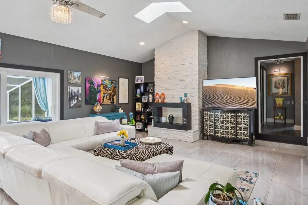 8606 Lost Cove Drive Orlando FL 32819