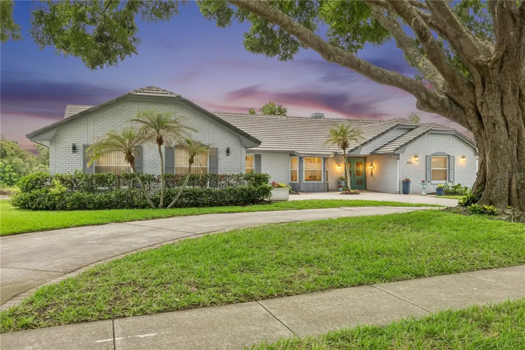 8606 Lost Cove Drive Orlando FL 32819
