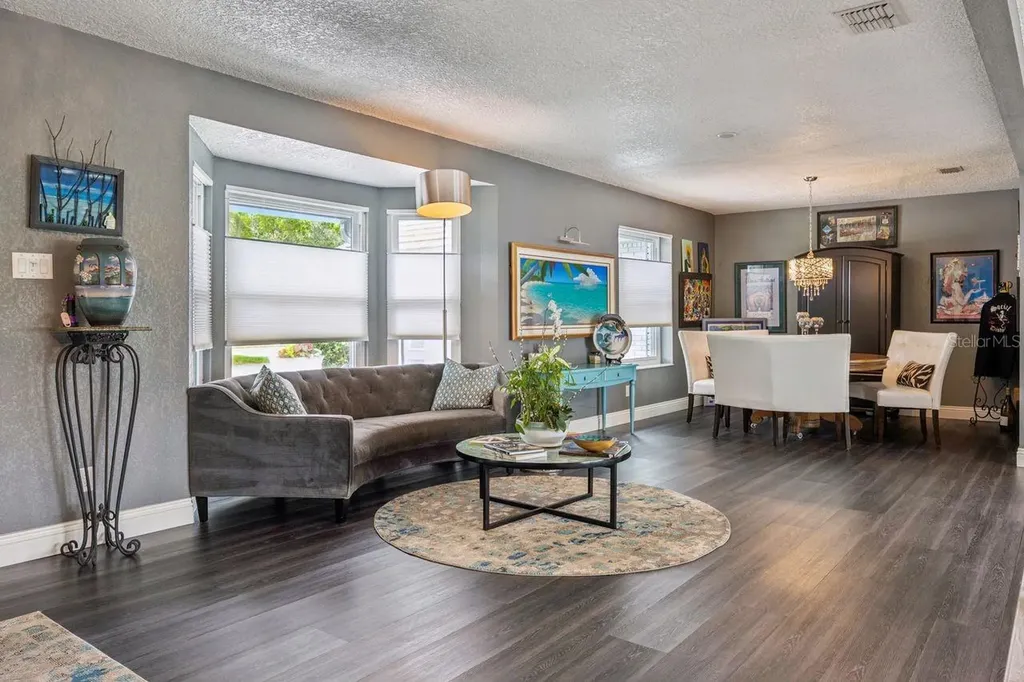 8606 Lost Cove Drive Orlando FL 32819