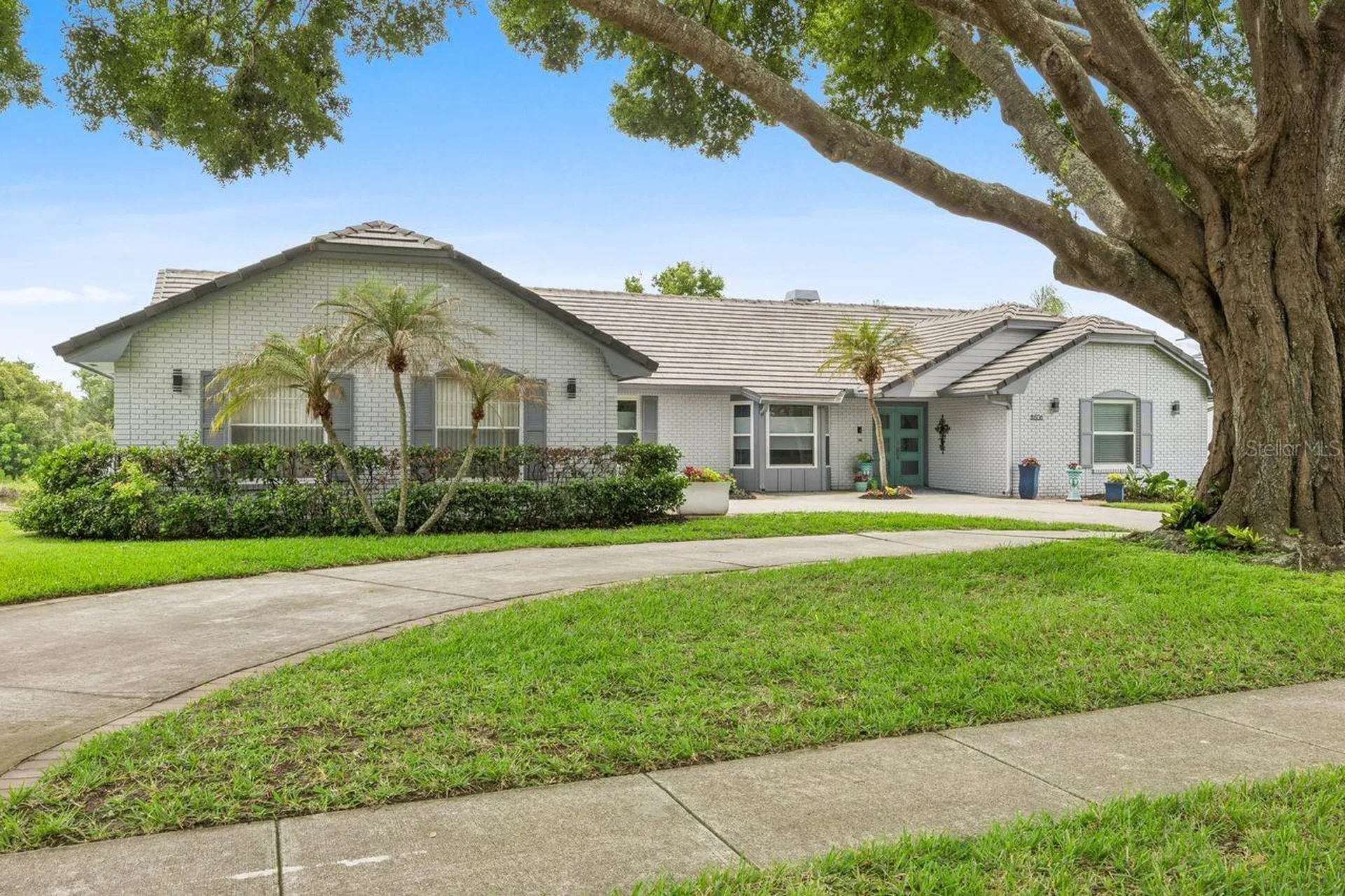 8606 Lost Cove Drive Orlando FL 32819