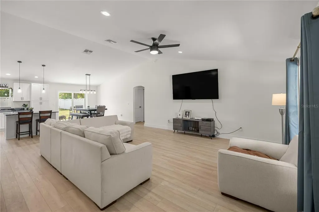 6962 SE 124th Street Belleview FL 34420