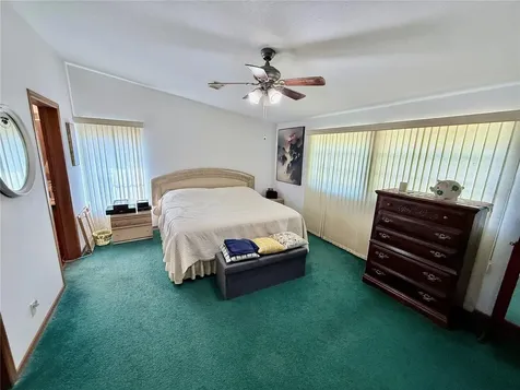 16955 SE 249th Terrace Umatilla FL 32784
