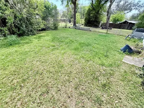 16955 SE 249th Terrace Umatilla FL 32784