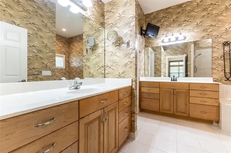 2429 NW 93rd Street Gainesville FL 32606