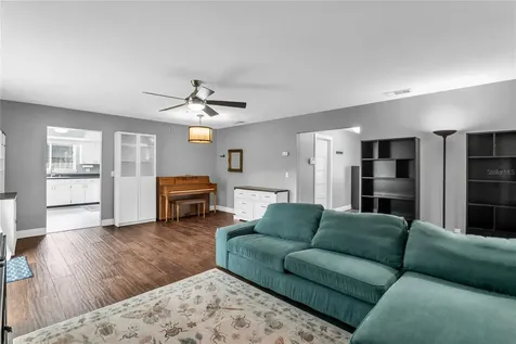 1825 Knave Drive Orlando FL 32810