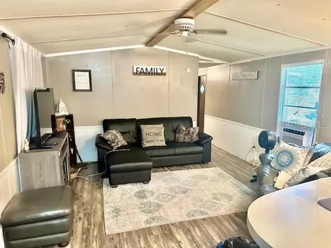 559 SW 15th Court Bell FL 32619